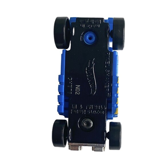 Collectible Hot Wheel HW Ride Pixel Shaker Cars Blue and Red New W/O Box - Picture 5 of 9